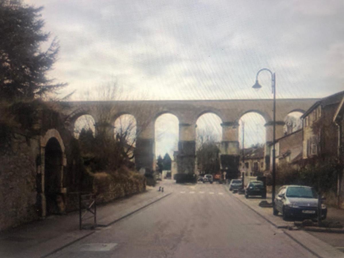 Metz-Sud - Appartement 120 M2 Dans Maison Du XVIII - Jouy Aux Arches Entre Nancy Et Luxembourg - Proximite Toutes Commodites Exteriör bild